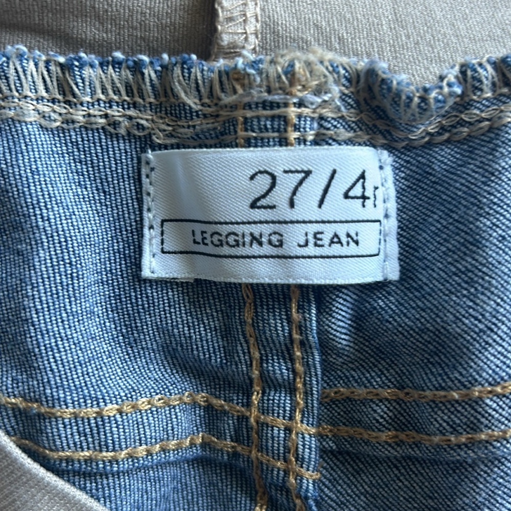 Gap Maternity | Full panel stretch Legging Jeans | size 27/4r - Picture 6 of 7